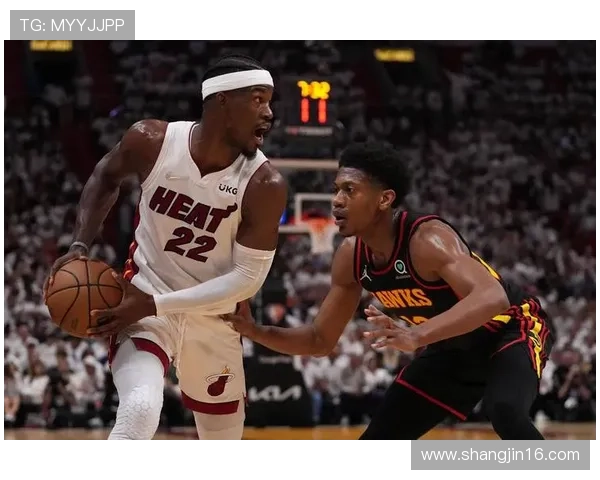 NBA总决赛巅峰对决:湖人队激战正酣,精彩直播不容错过! NBA总决赛巅峰对决:湖人队激战正酣,精彩直播不容错过!